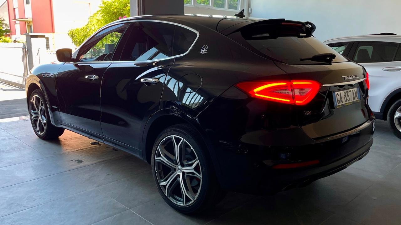 MASERATI LEVANTE 3.0 GRANSPORT Q4 V6 275CV - FULL LED, PELLE, SOSPENSIONI REGOLABILI, SEDILI ELETTRICI