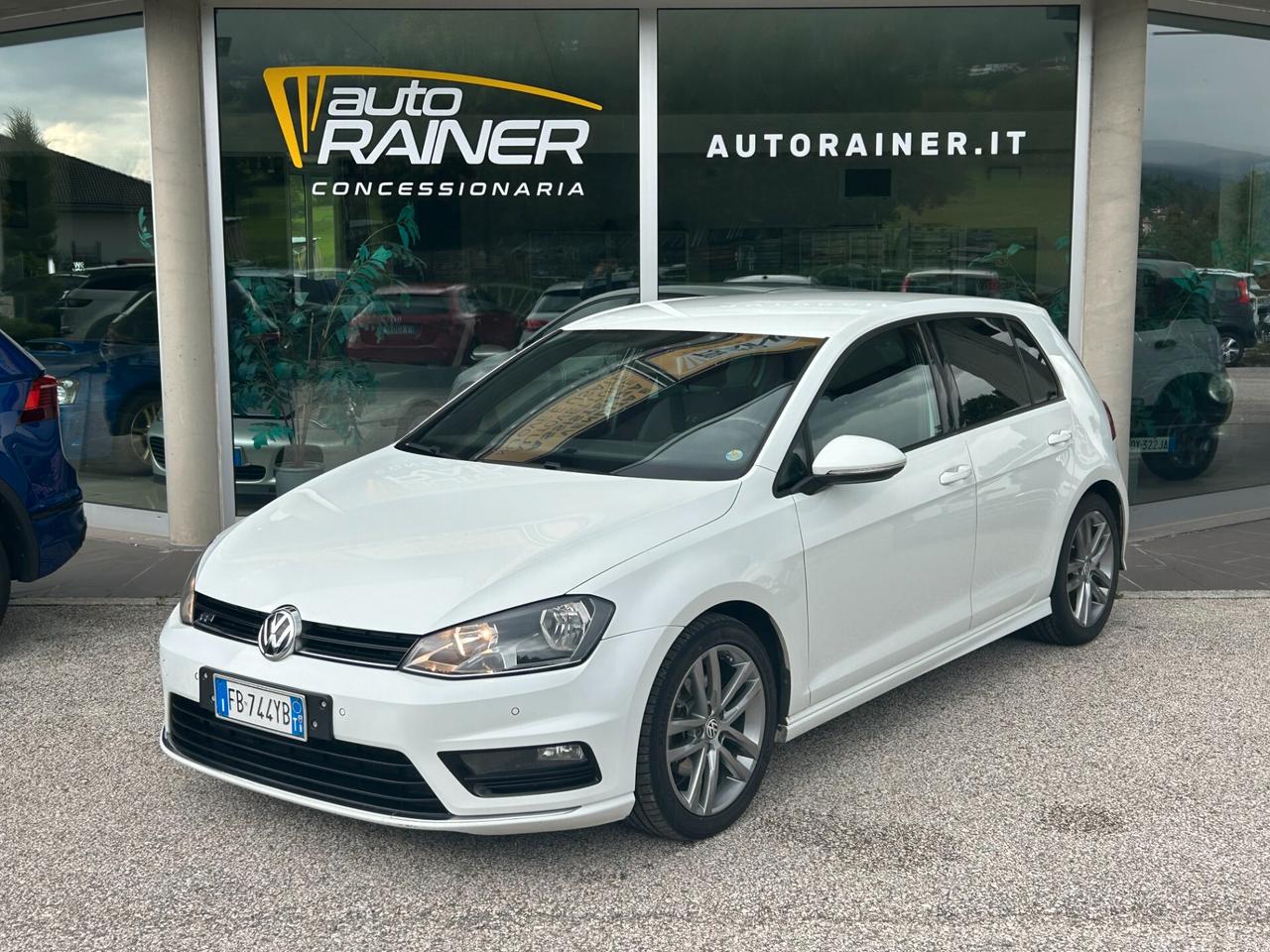 Volkswagen Golf 7 R-LINE 1.6 TDI 110 CV 5p.
