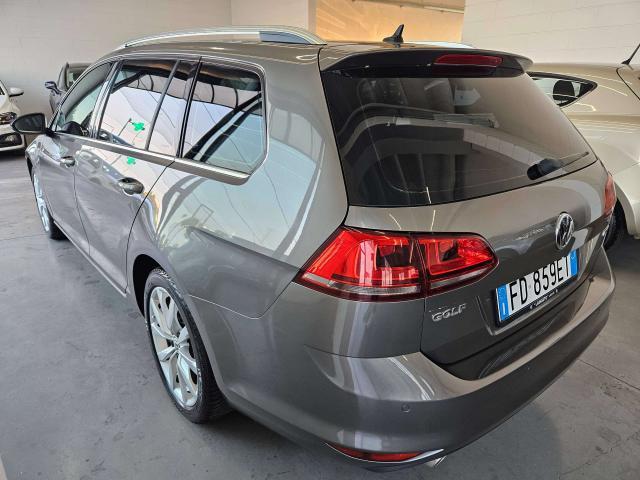 Volkswagen Golf Variant 1.6 tdi Comfortline Business 110cv automatico/neopotentati