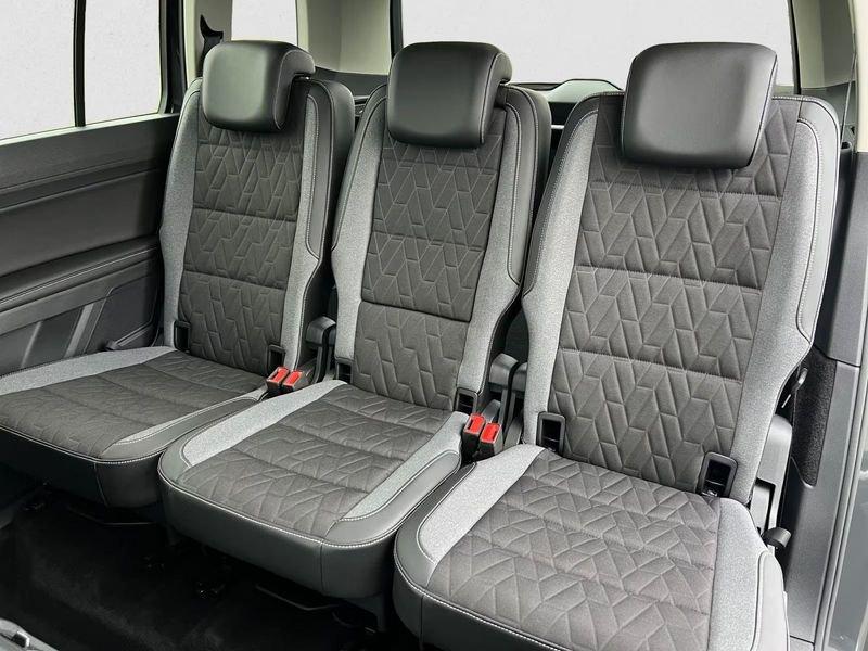 Volkswagen Touran 1.5 TSI GOAL DSG NAVI ACC COCKPIT LED