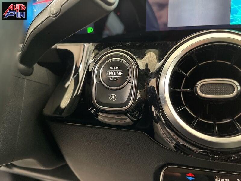 Mercedes-Benz GLA GLA 200 d Automatic Sport *Display 10,25"*