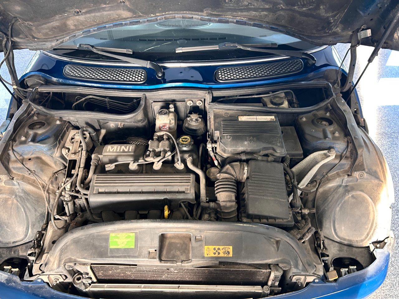 Mini 3 Porte One 1.6 c/clima