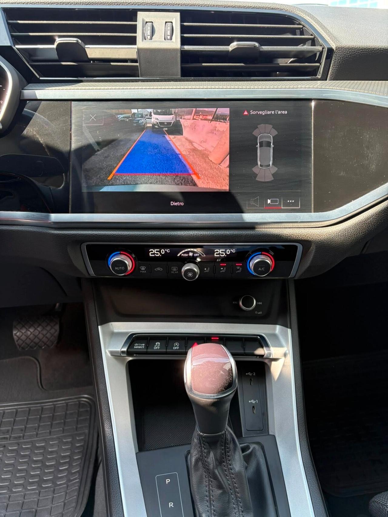 Audi Q3 sportback 150cv S-Line uniprò