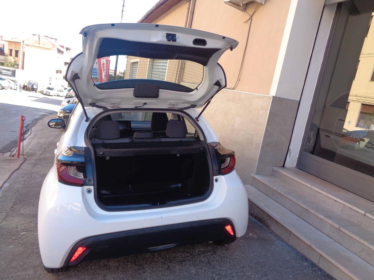Toyota Yaris 1.5 Hybrid Trend (Finanziabile)