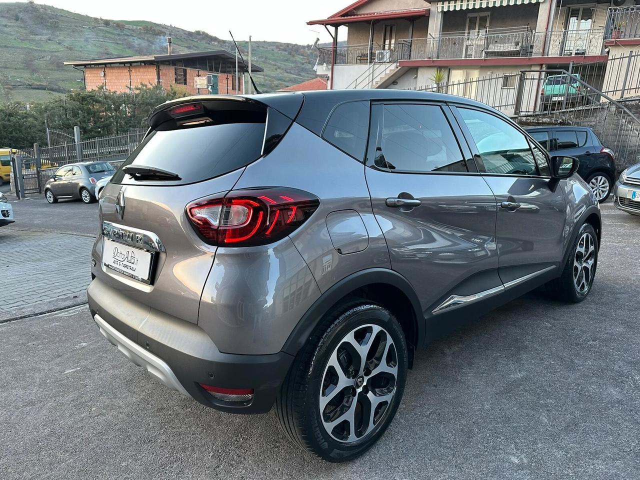 Renault Captur dCi 8V 90 CV EDC Sport Edition2