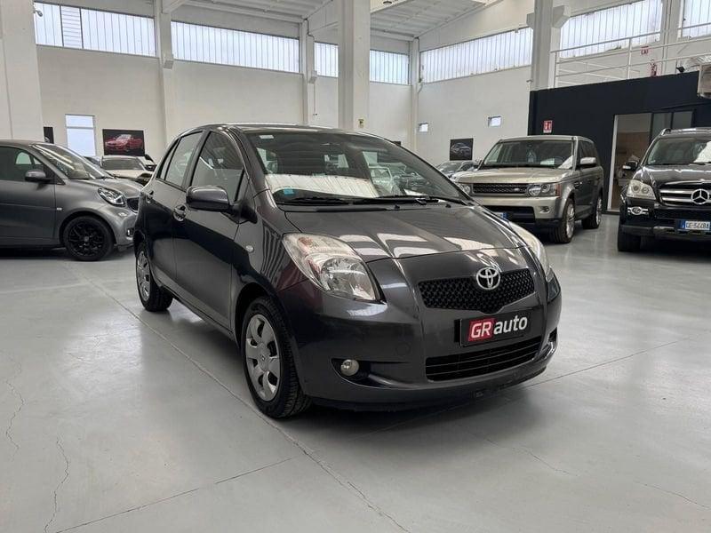 Toyota Yaris Yaris 5p 1.3 Sol