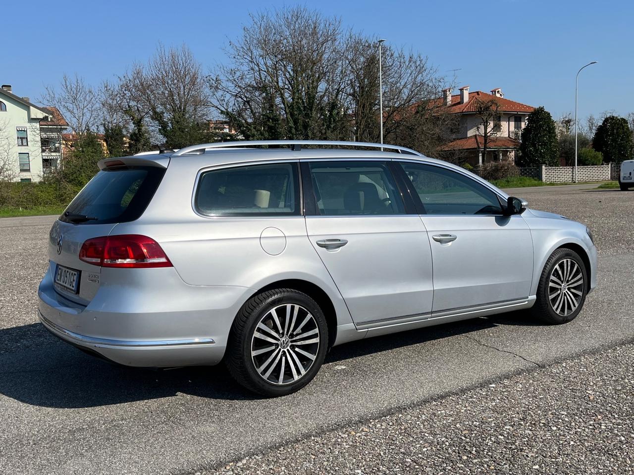 Volkswagen Passat 2.0 TDI DSG High. - 140 CV