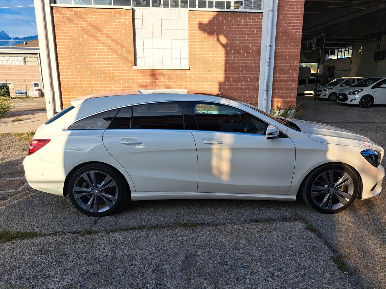 Mercedes-benz CLA 220 d S.W. Automatic Sport