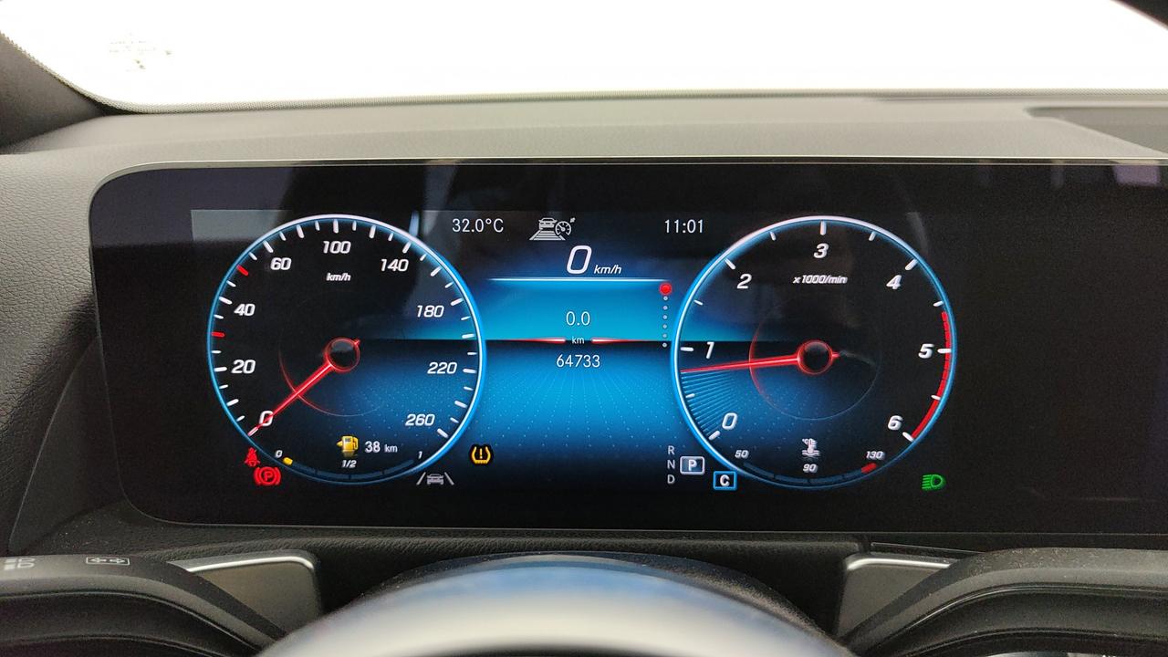 Mercedes-Benz GLB 200 d Premium auto
