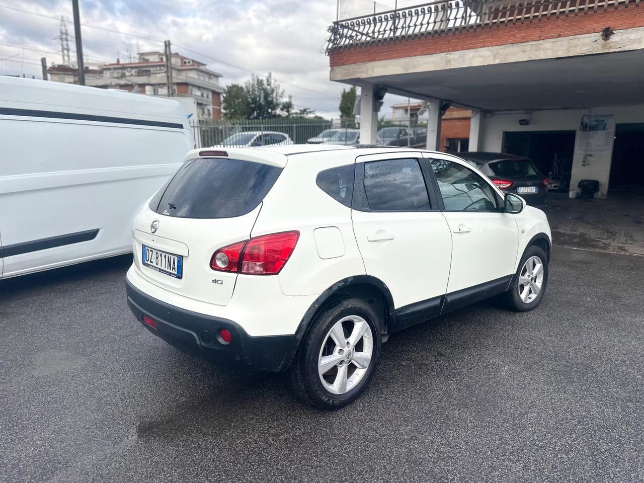 Nissan Qashqai 2.0 dCi DPF Tekna