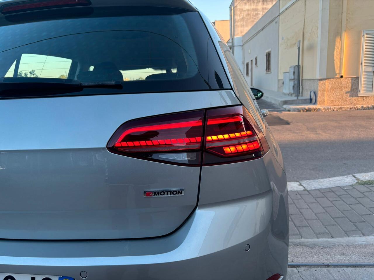 VW Golf 2.0 TDI 150cv DSG 4MOTION Executive - 2018