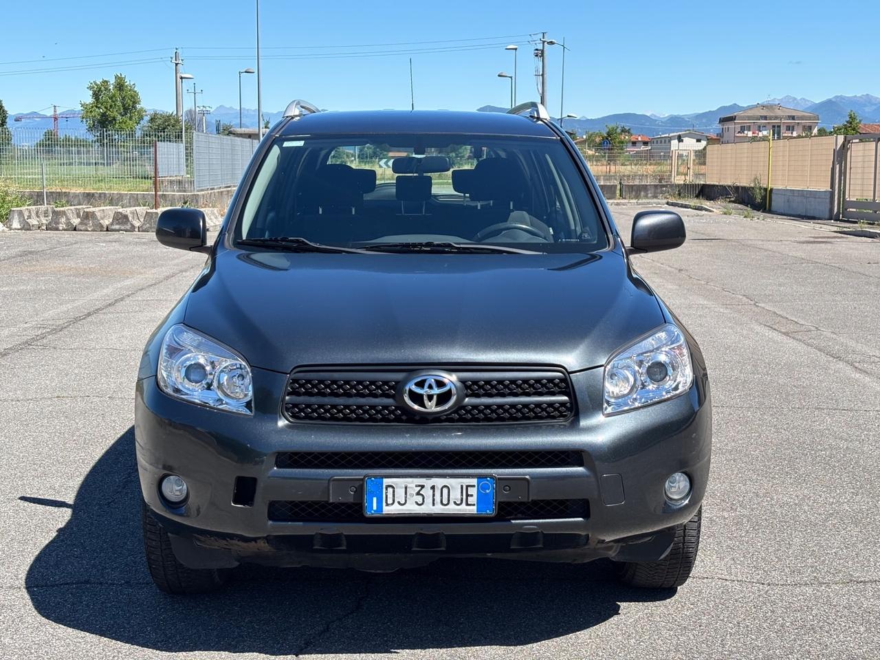 Toyota RAV4 2.0 Luxury, UNI PRO, GARANZIA