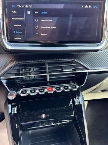 Peugeot 2008 PureTech 130 S&S EAT8 Allure LED-CAM-APP CONNECT