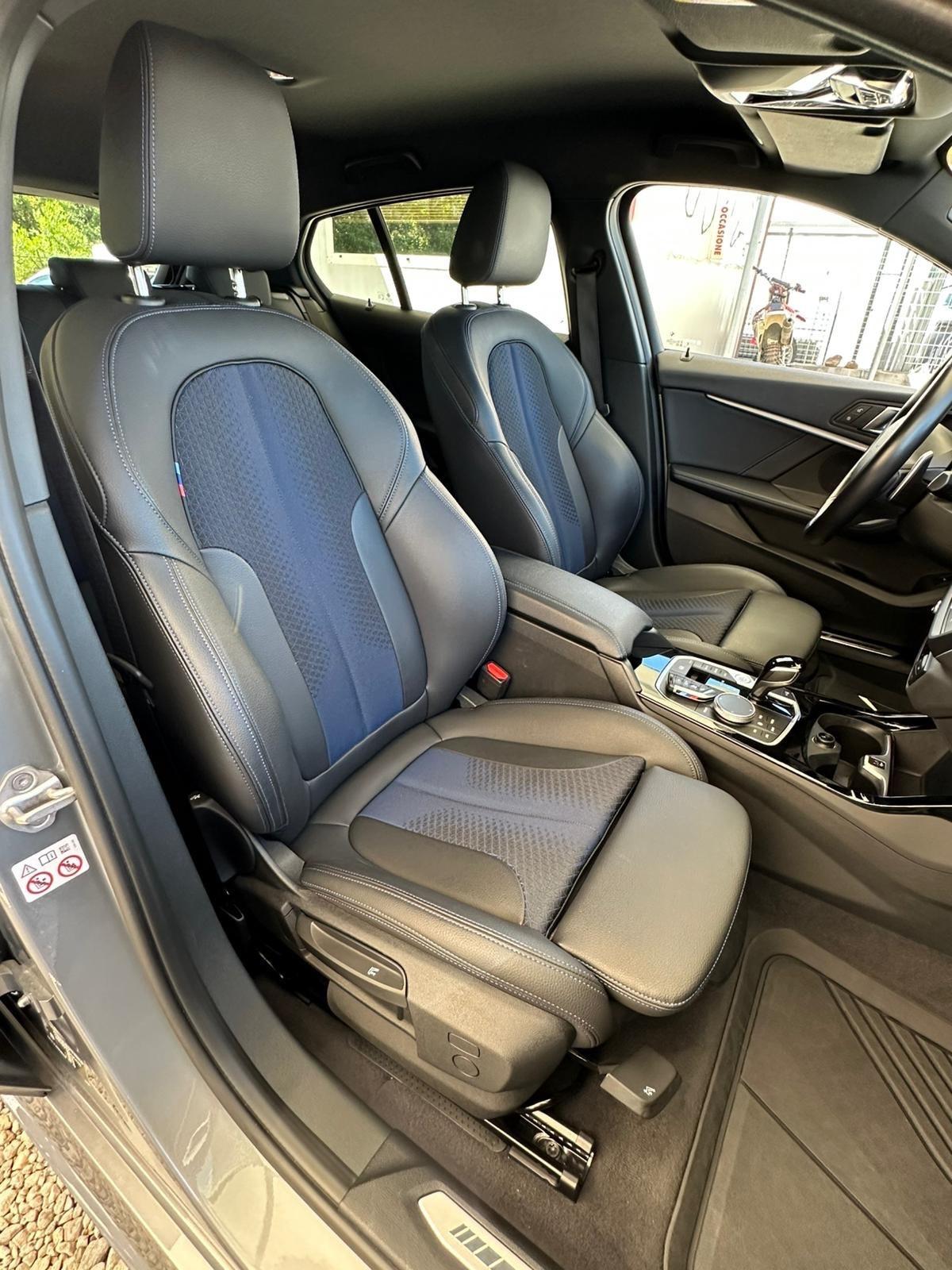 Bmw 118 118d 5p. Msport