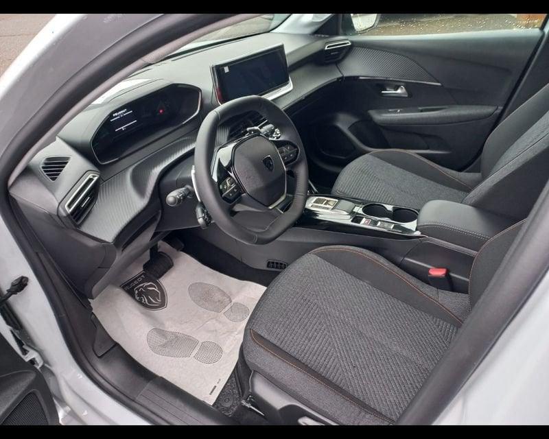 Peugeot 208 5P - Business Hybrid 110 E-DCS6