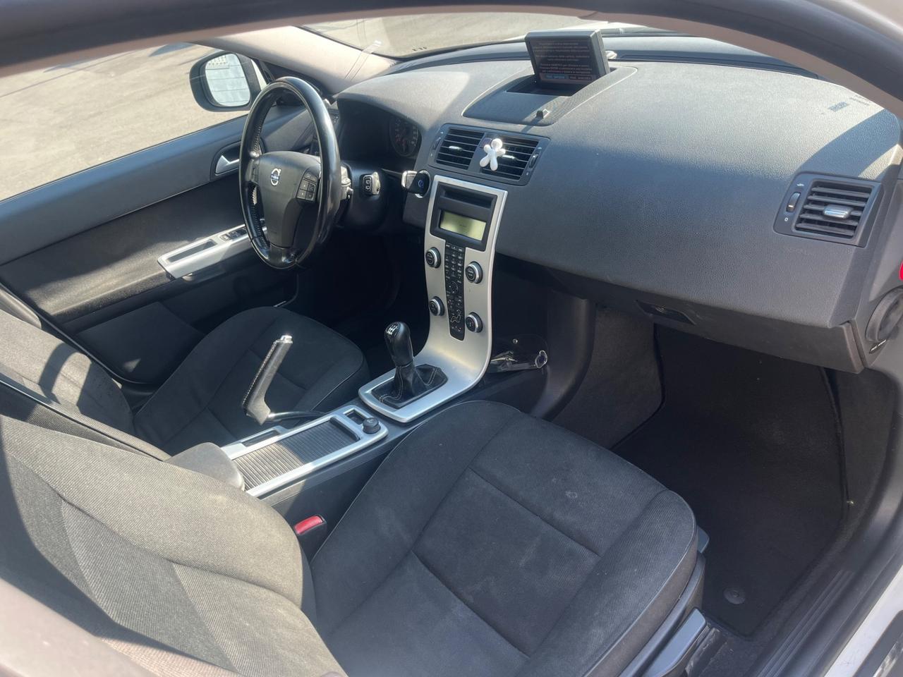 Volvo V50 D2 1.6D Drive R-design