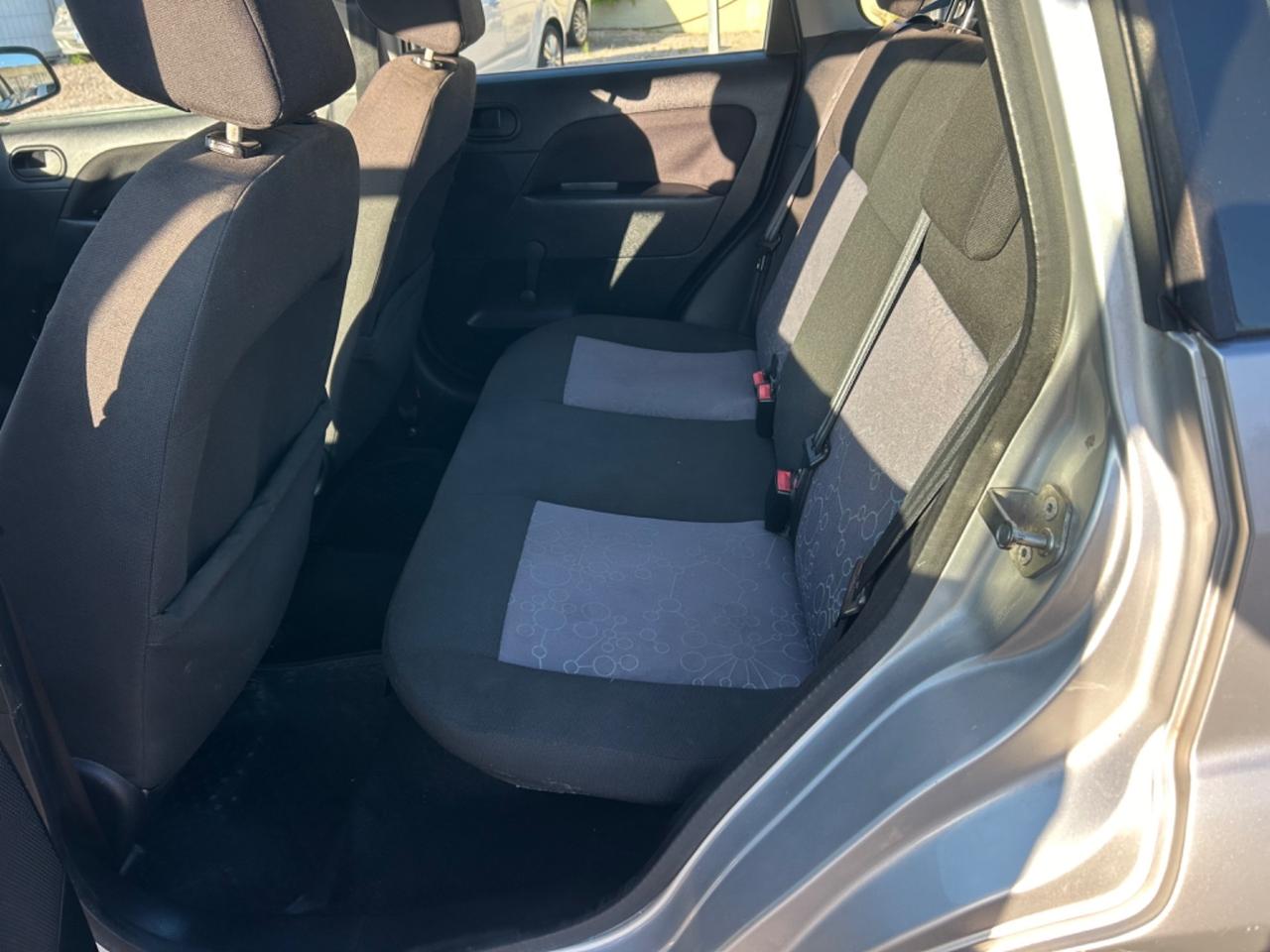 Ford Fiesta 1.4 TDCi 5p. Ghia