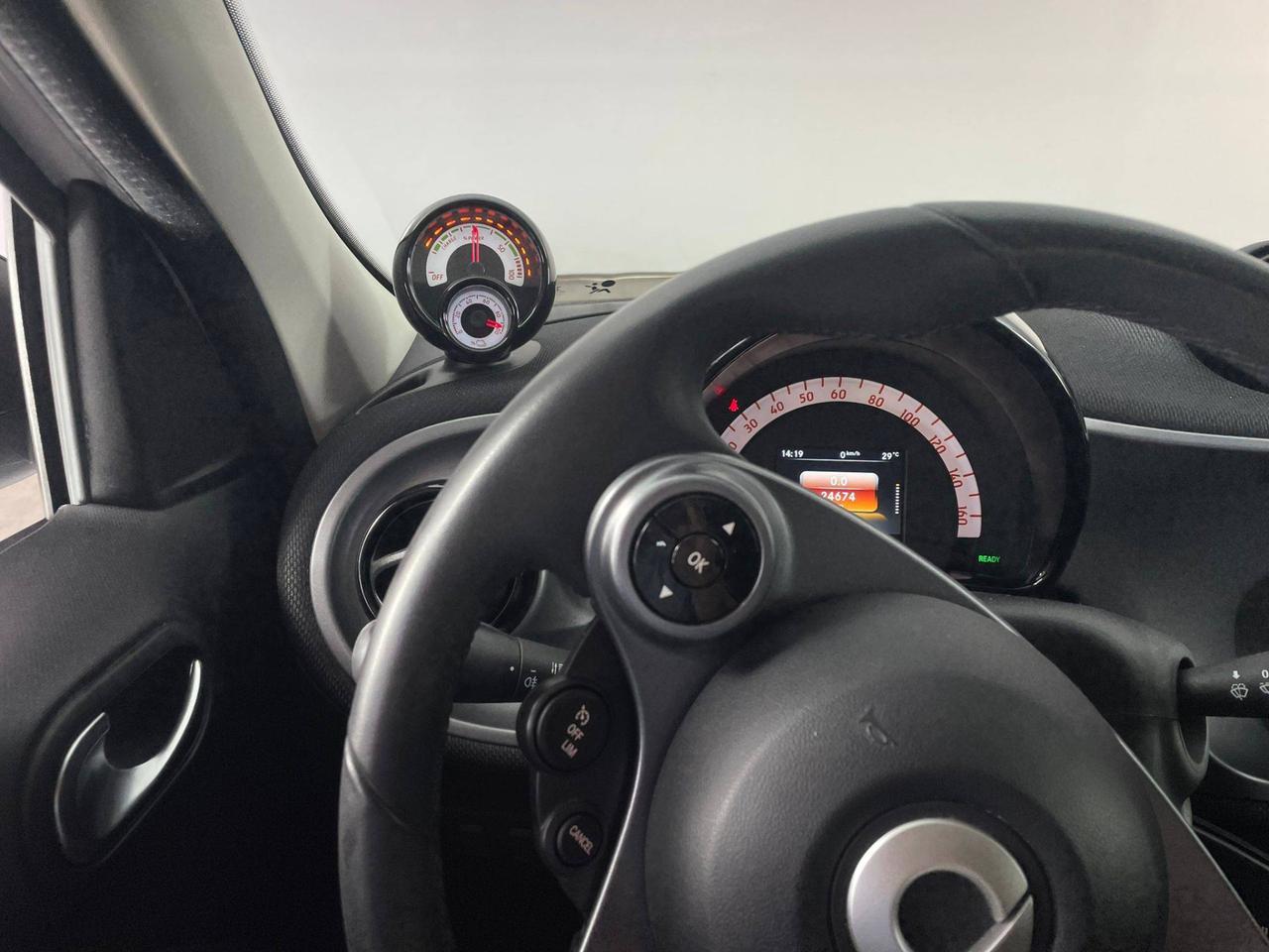 SMART Forfour II 2015 - Forfour eq Passion my19