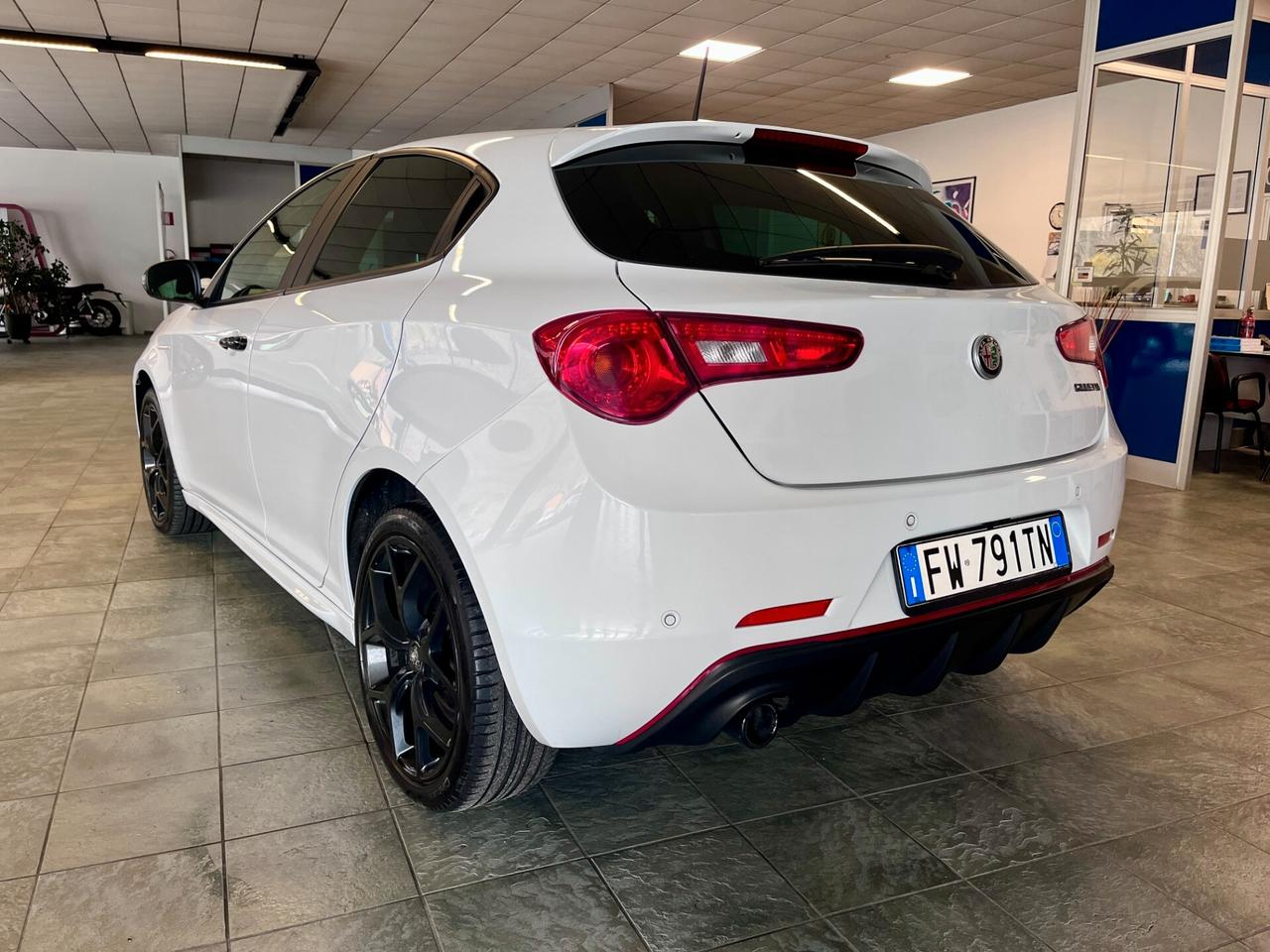 Alfa Romeo Giulietta 1.6 JTDm CAMBIO AUTOMATICO 120 CV Sport-NEOPATENTATI-