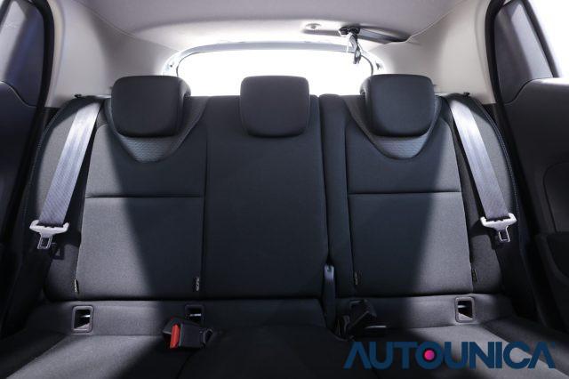 RENAULT Clio TCE 12V 75 CV 5 PORTE GENERATION NEOPATENTATI