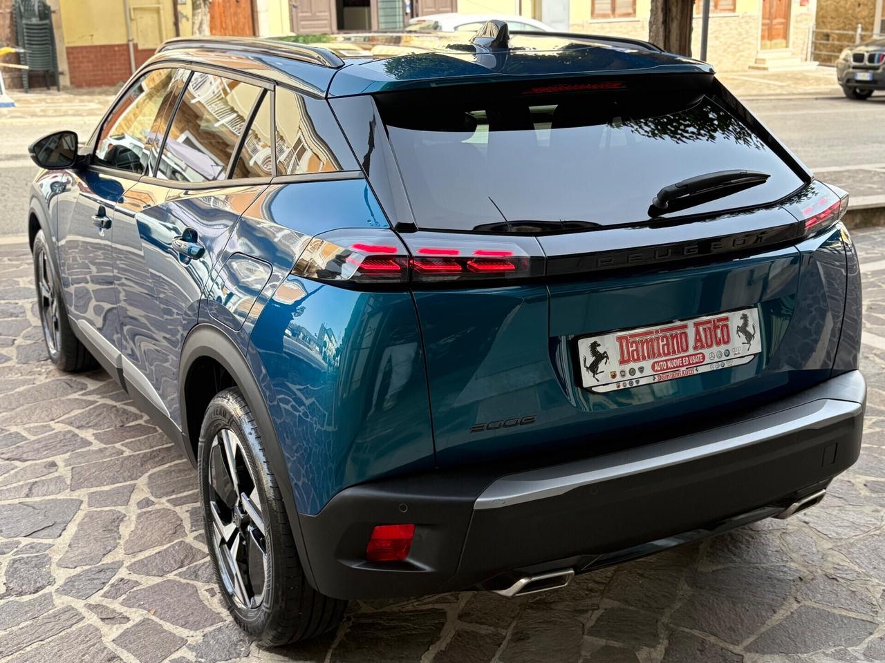Peugeot 2008 EAT8 Allure FULL/LED PARI AL NUOVO