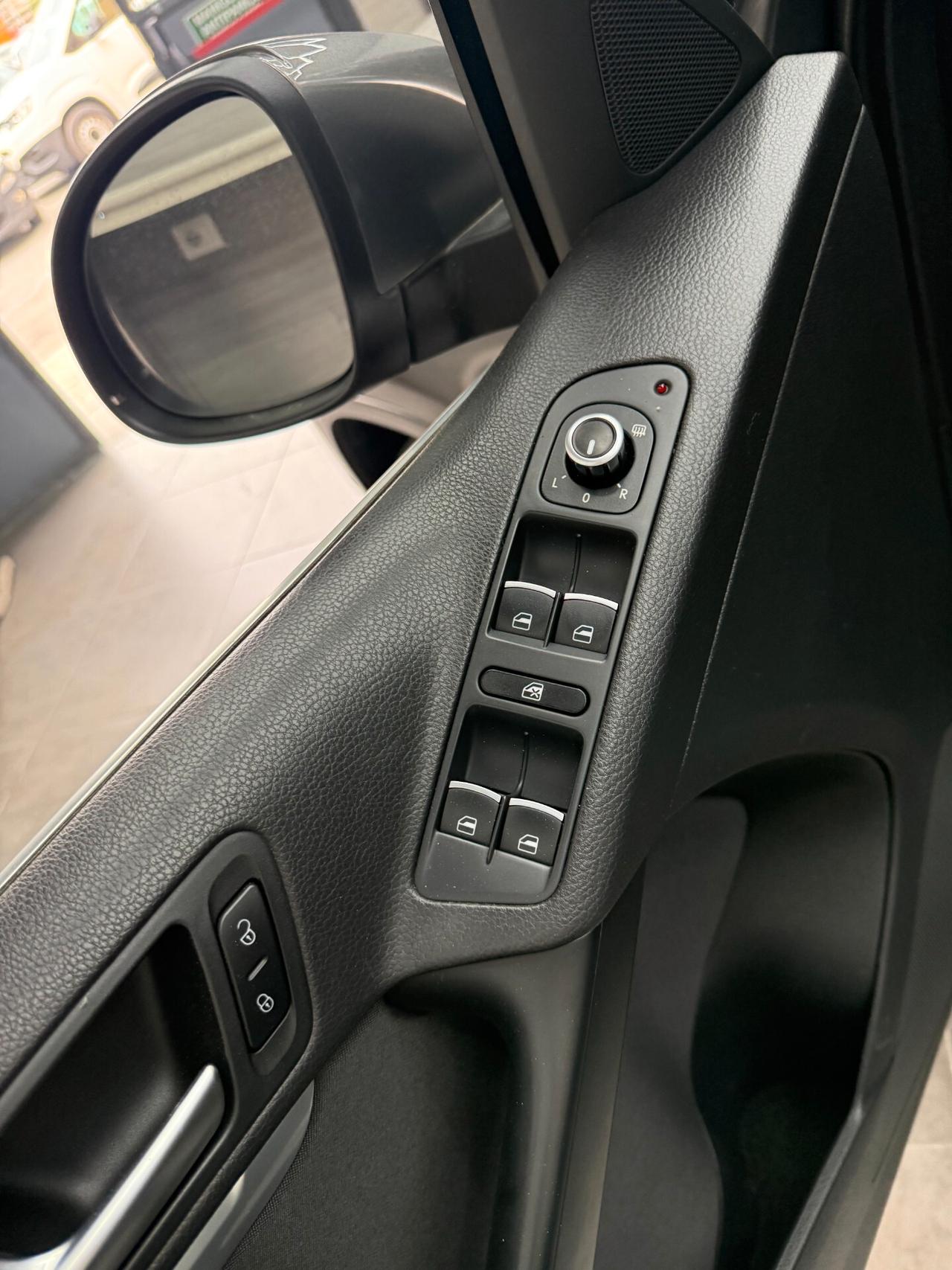 Volkswagen Tiguan 2.0 TDI 140CV 4MOTION DSG Sport & Style