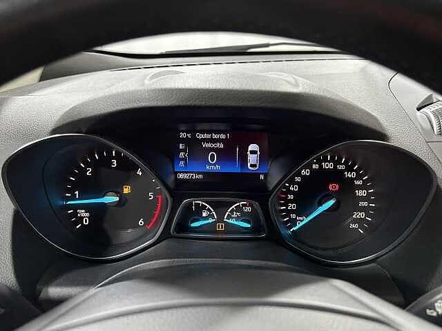 Ford Kuga 2.0 TDCI 150 CV S&S 4WD Titanium