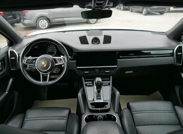 PORSCHE Cayenne Coupé 3.0 LED/CAMERA/NAVI/PANO/HEAD-UP/22