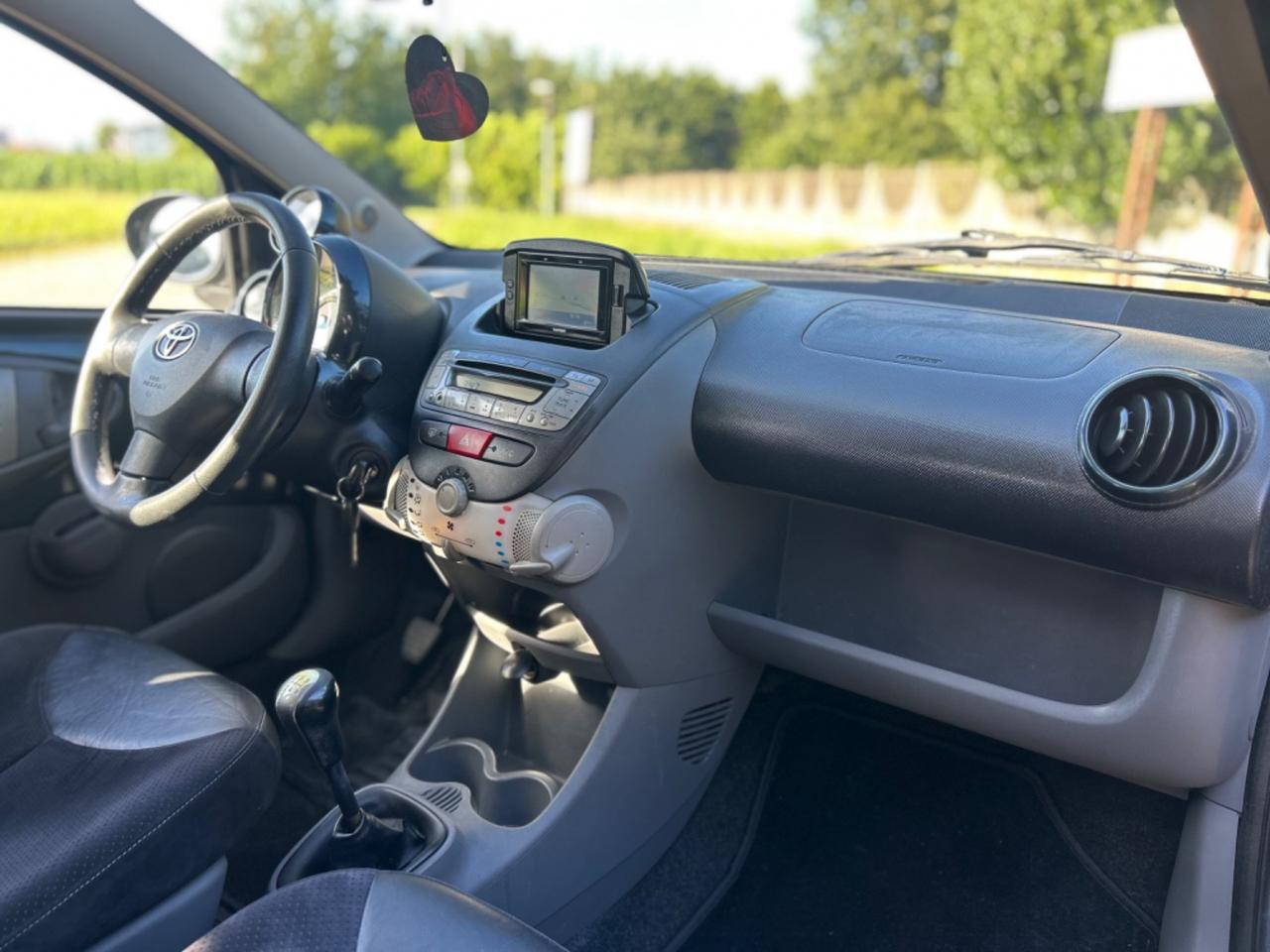 Toyota Aygo 1.0 12V VVT-i 5 porte