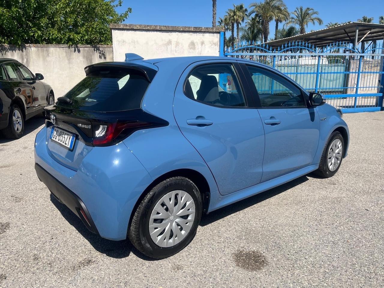 Toyota yaris 4 serie-1.5 hybrid-c.autom-2021