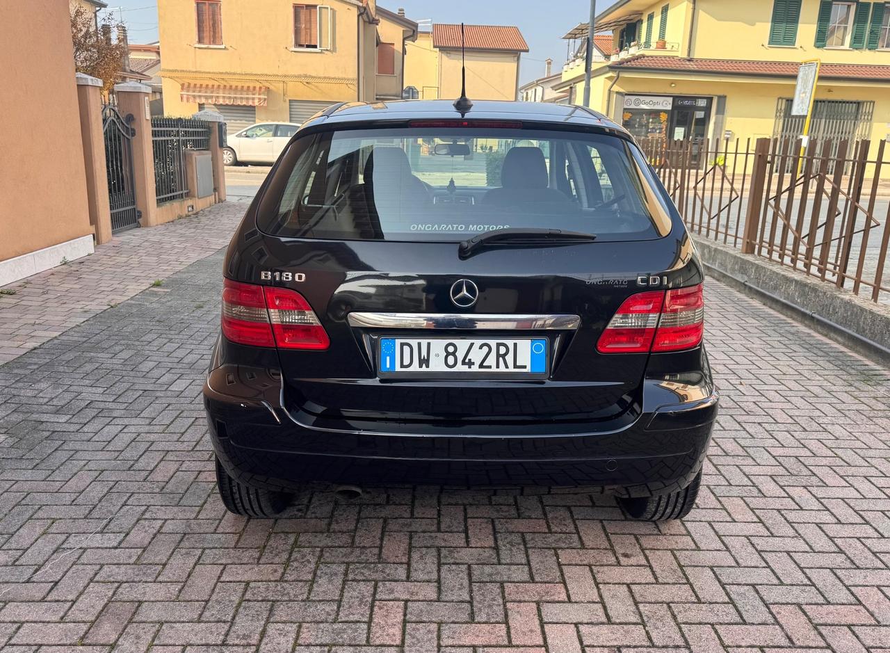 Mercedes-benz B 180 CDI Ok Neopatentati