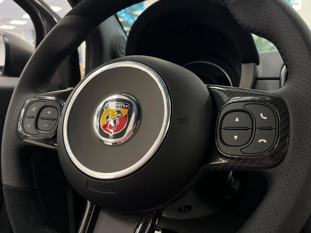 Abarth 695 1.4 Turbo T-Jet 180 CV