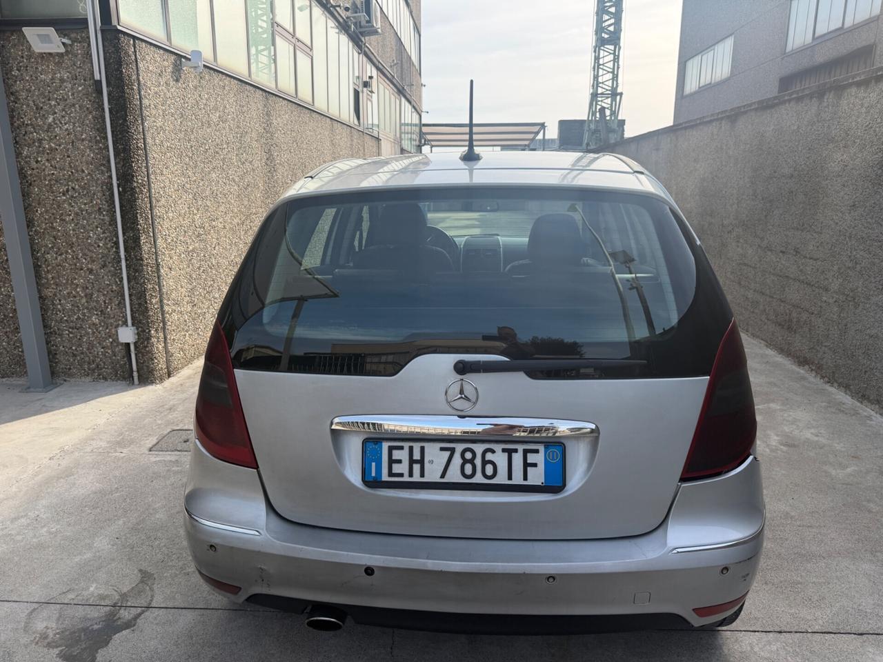 MERCEDES A180 CDI AVANGARDE EURO5