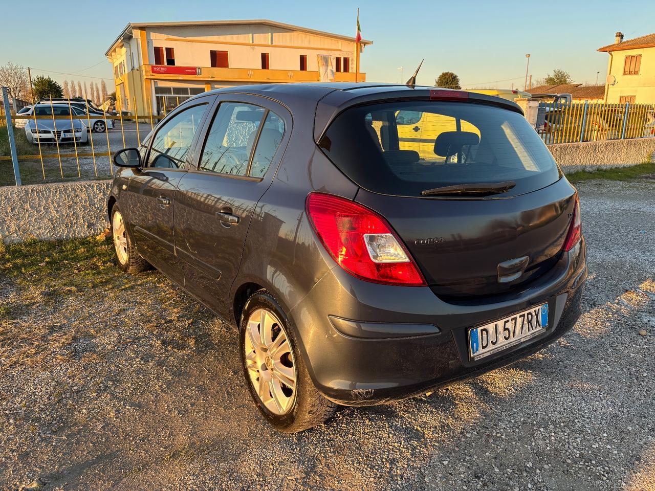 Opel Corsa 1.2 5 porte Easytronic Club