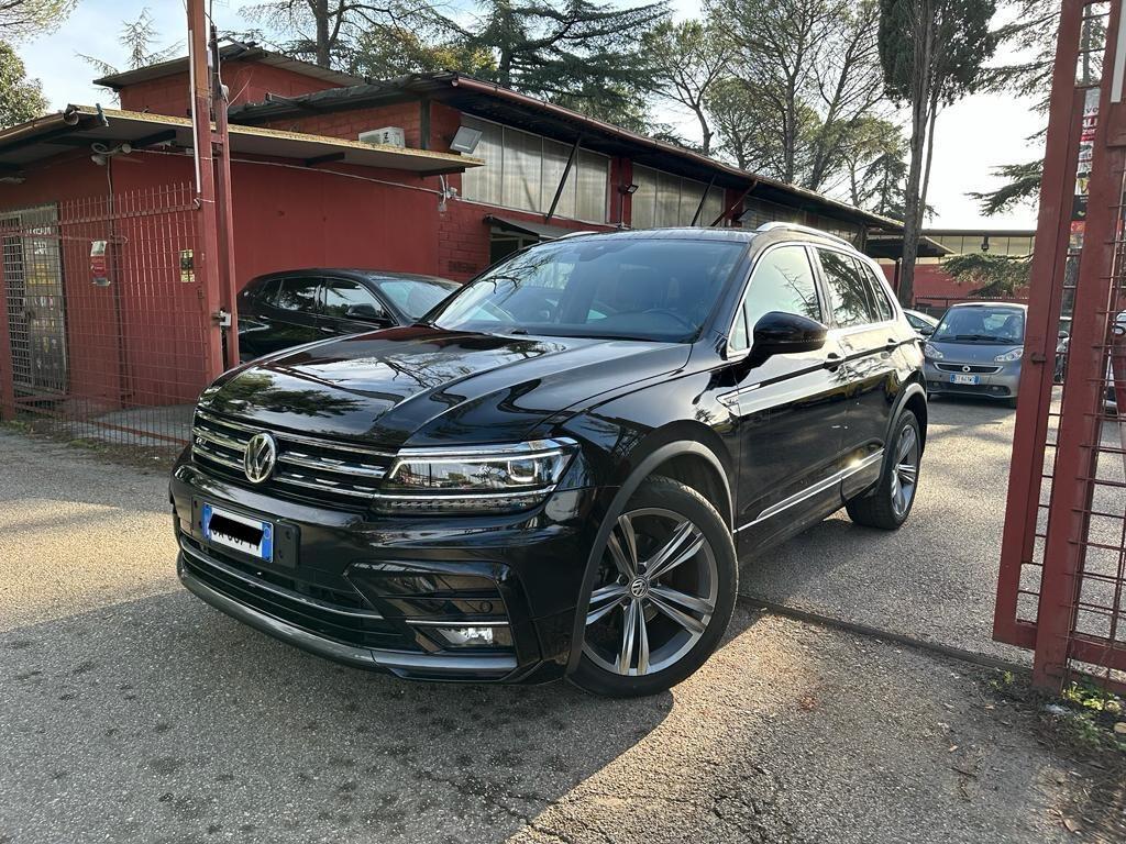 Volkswagen Tiguan 2.0 TDI 150 CV SCR DSG R-Line FULL LED PRONTA CONSEGNA