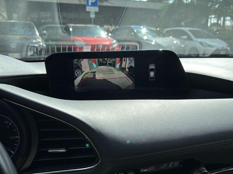 Mazda Mazda3 Mazda3 2.0L e-Skyactiv-G M Hybrid Exclusive