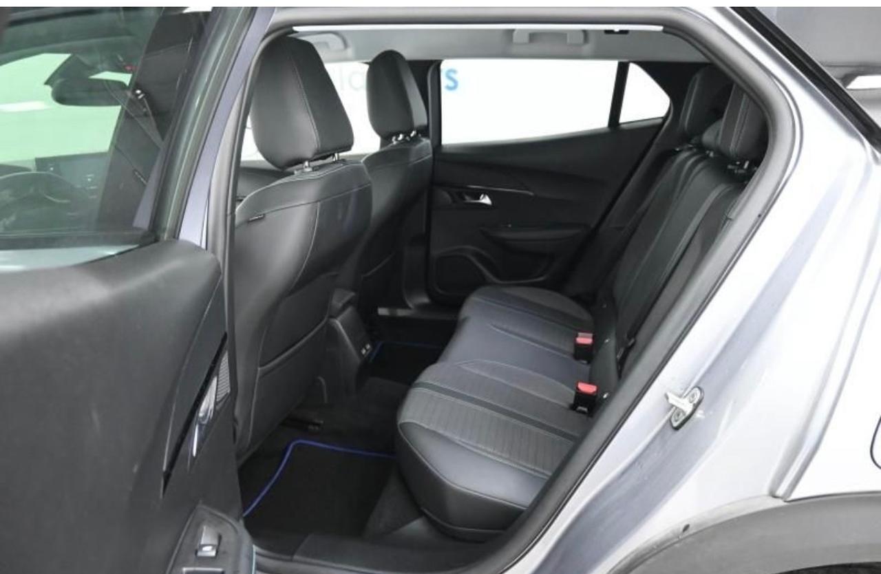 Peugeot 2008 PureTech 130 S&S Allure Pack