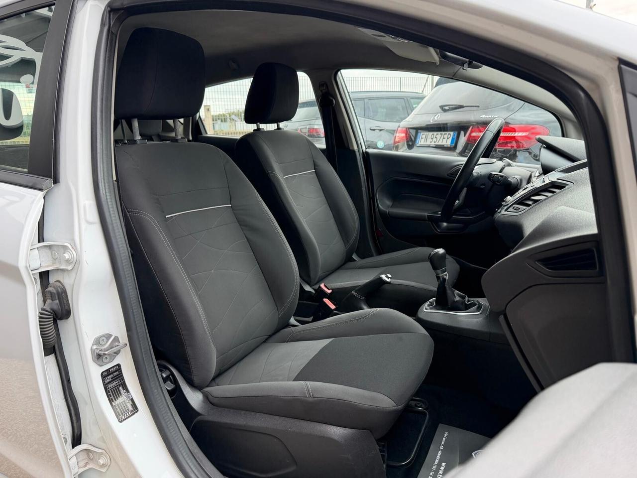 FORD FIESTA TITANIUM 1.5 TDCI 75CV OK NEOPATENTATO ANNO 2016