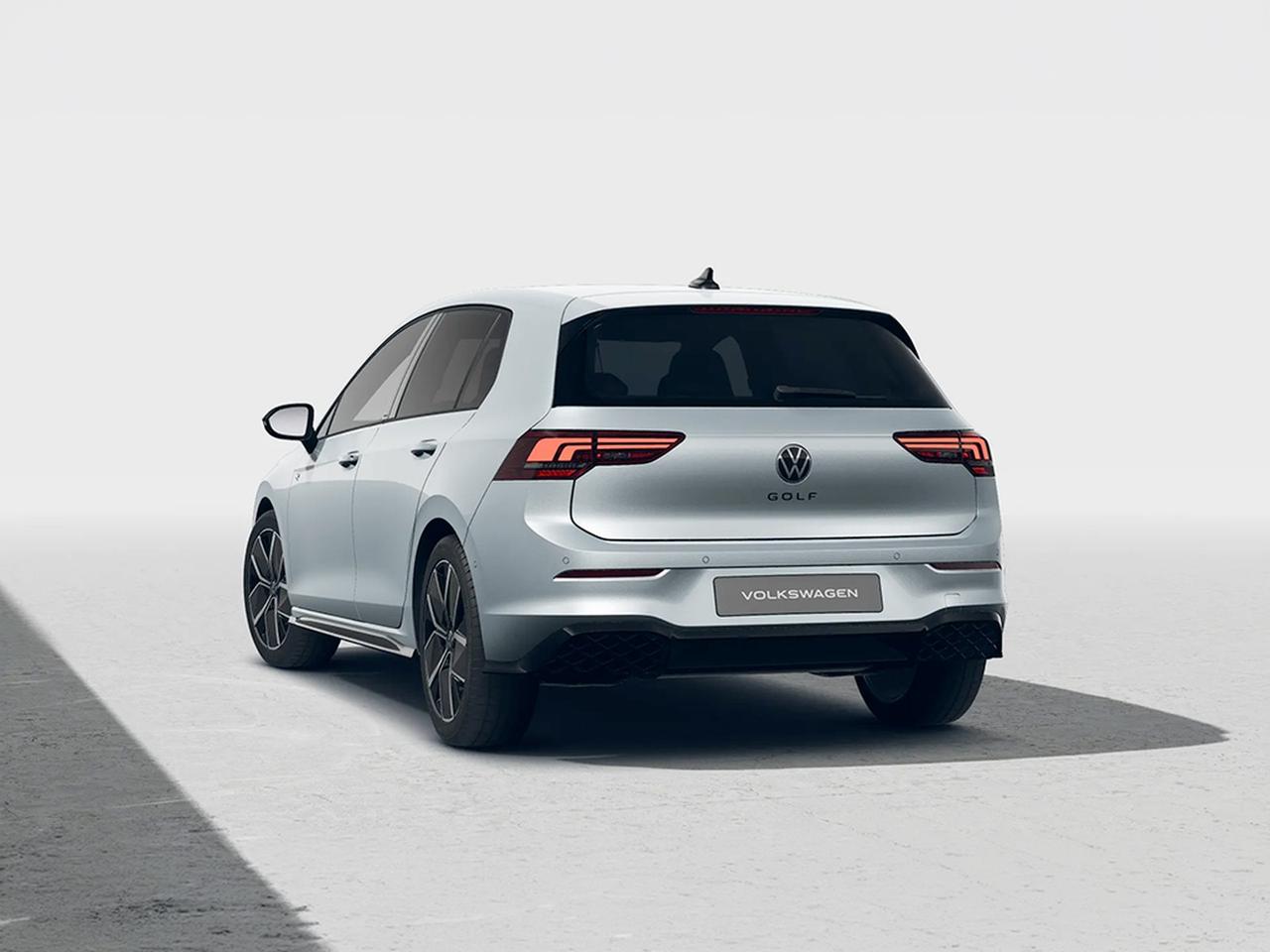 Volkswagen Golf 2.0 tdi r-line plus 150cv dsg