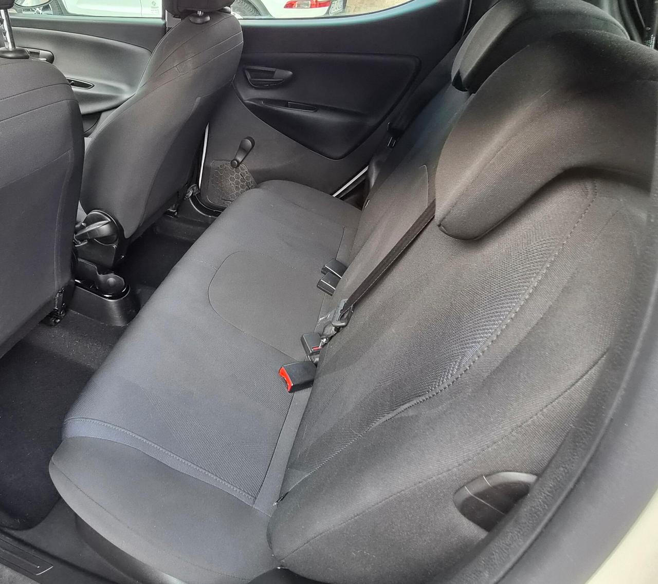 Lancia Ypsilon 1.2 69 CV 5 porte GPL Ecochic Gold