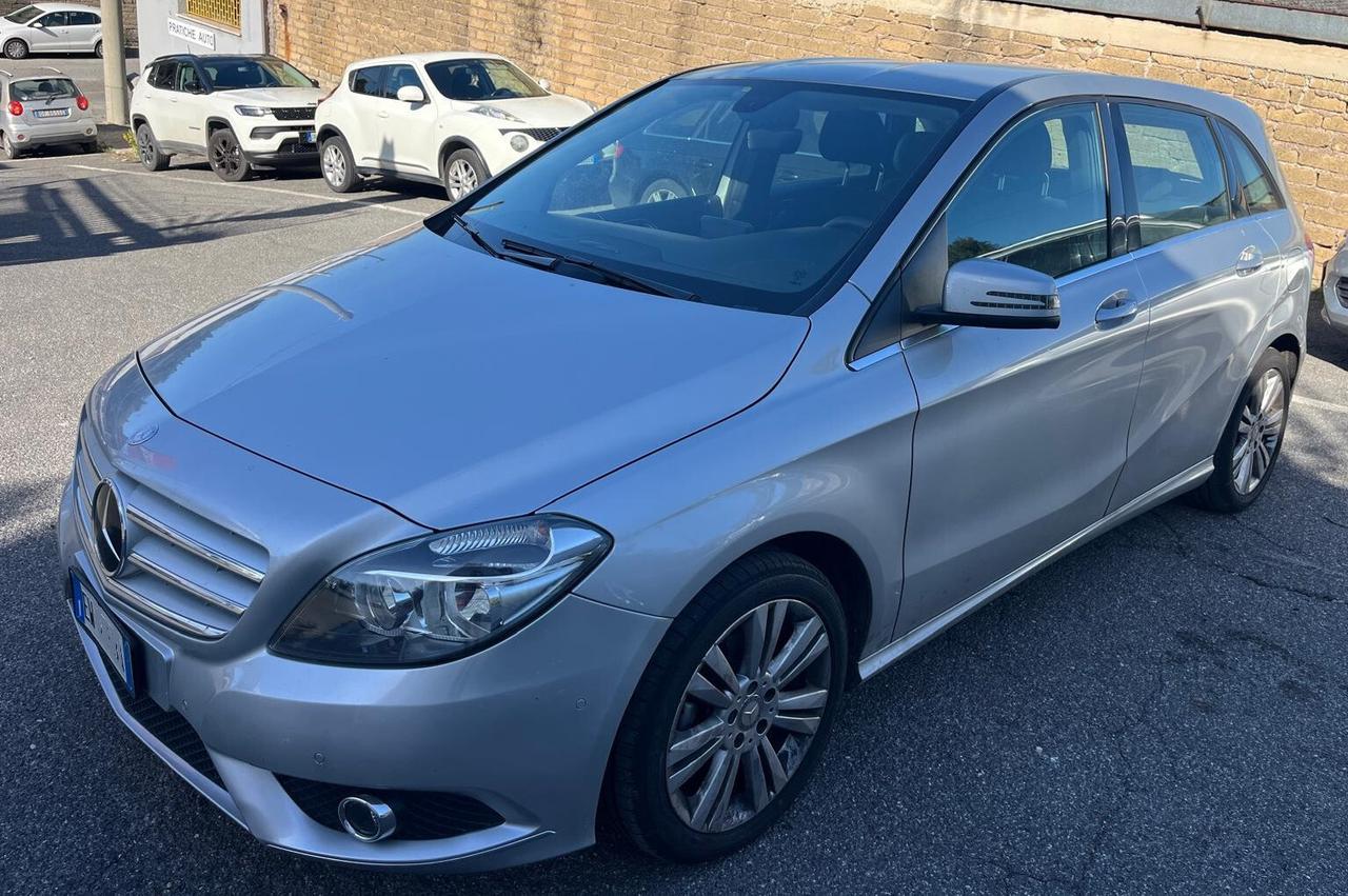 Mercedes-benz B 180 B 180 CDI Premium cambio automatico navi