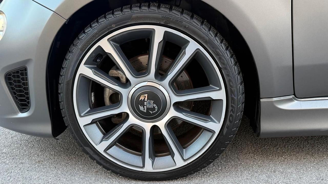 FIAT 595 ABARTH TURISMO 1.4 AUTOMATICA 165 CV 2022