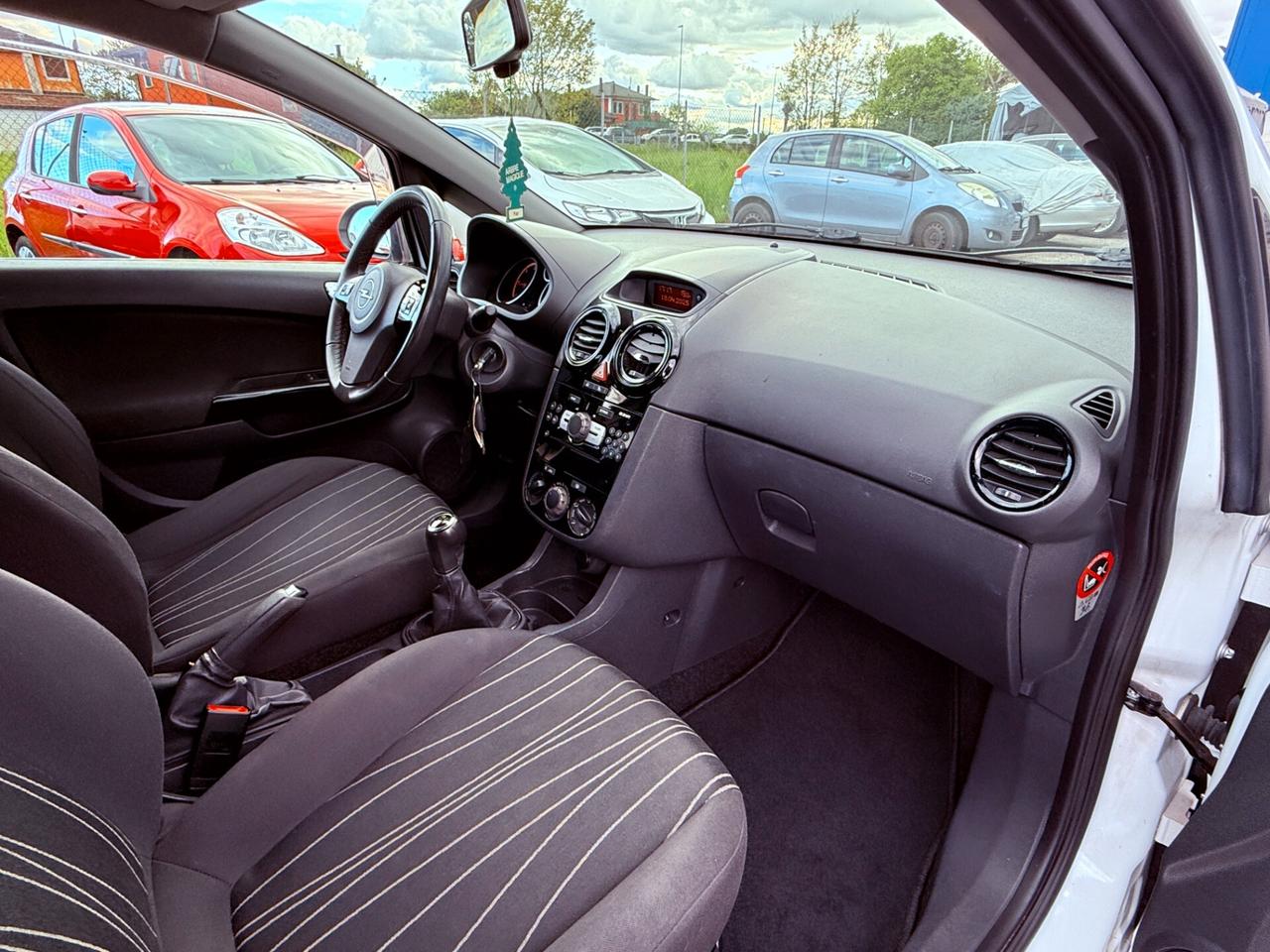 Opel Corsa 1.3 CDTI 75CV 5p. """km134.690"""