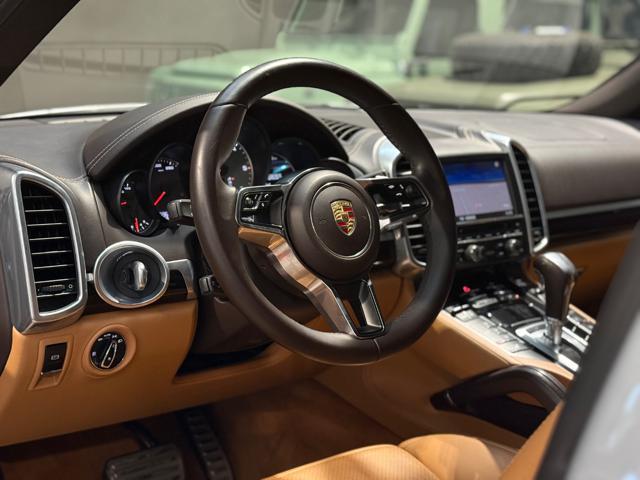 PORSCHE Cayenne 4.1 S Diesel
