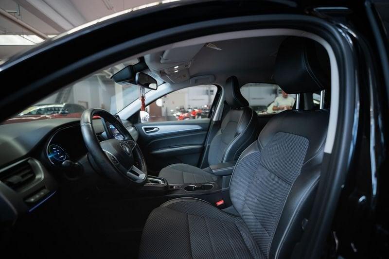 Renault Arkana 1.6 E-Tech full hybrid Intens 145cv