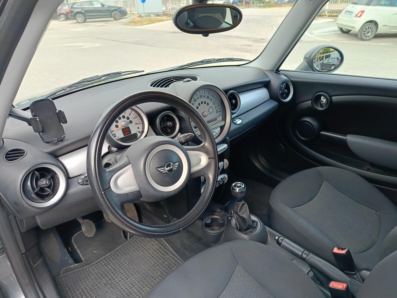 Mini Mini 1.6 16V One (55kW)
