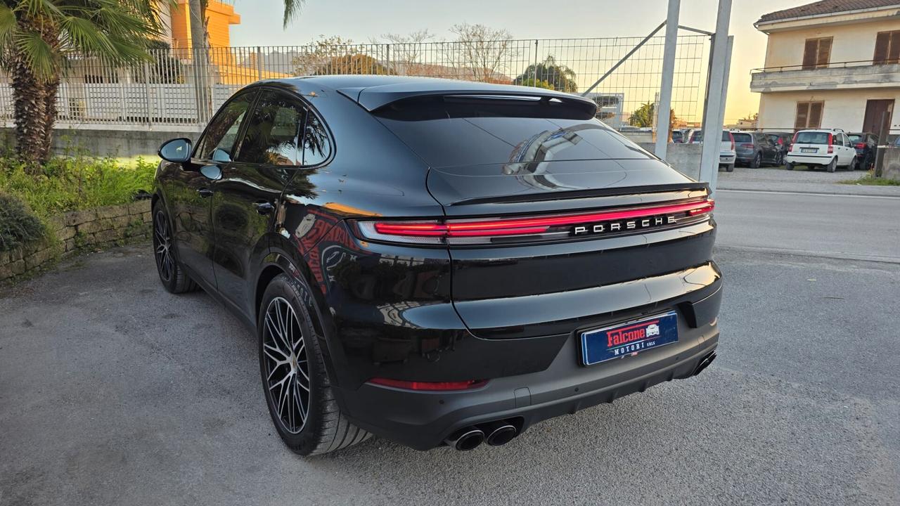 Porsche Cayenne Coupé 3 schermi Full