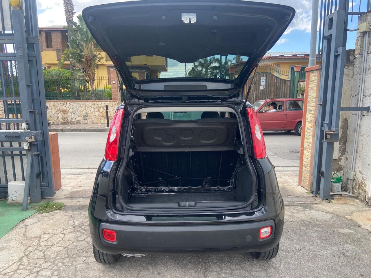 Fiat Panda 1.3 MJT lounge con tetto panoramico apribile