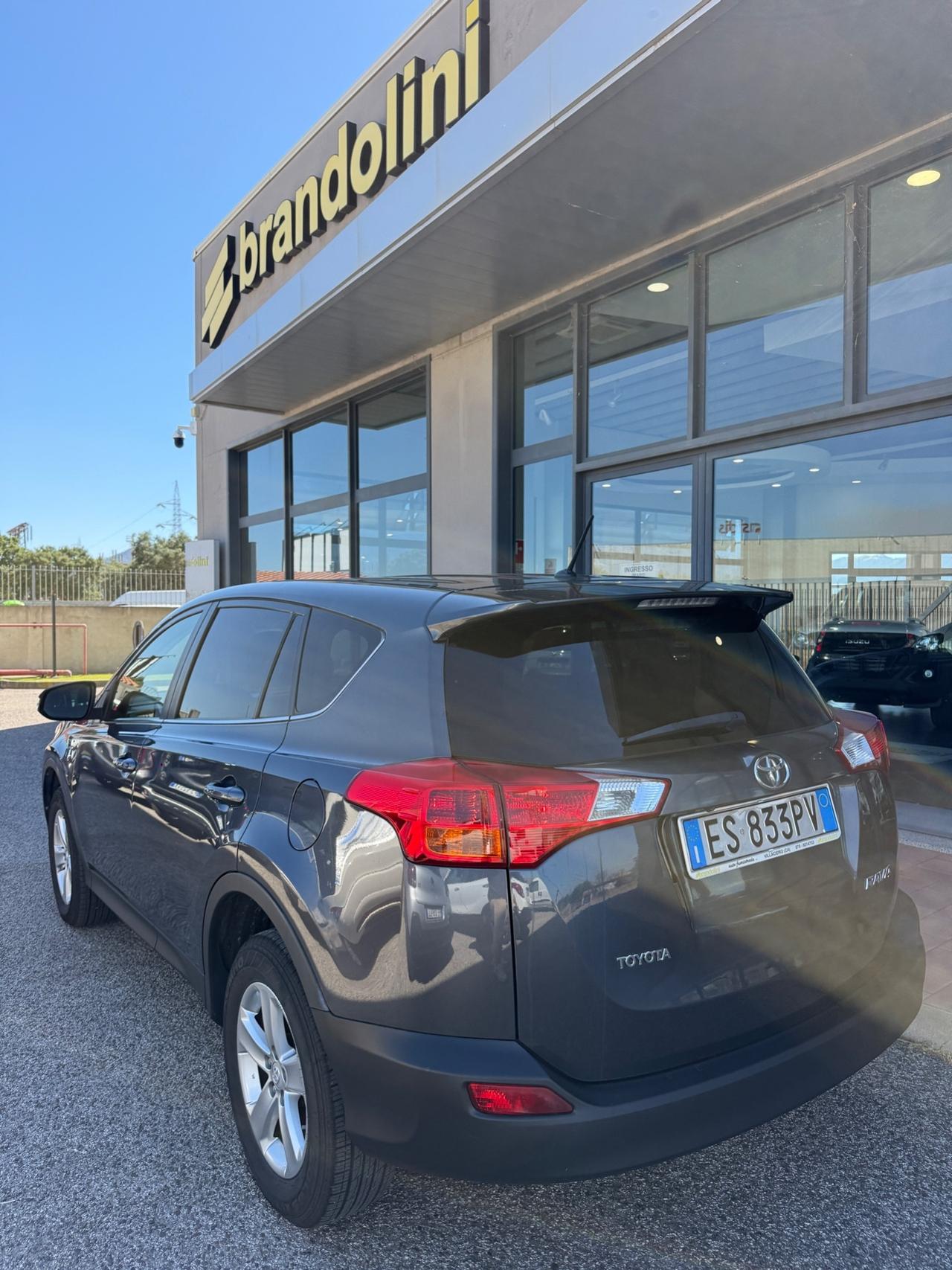 Toyota RAV 4 RAV4 2.0 D-4D 2WD my14"