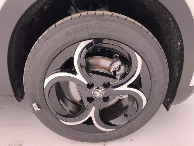 ALFA ROMEO Junior 1.2 ibrida Speciale 145cv edct6